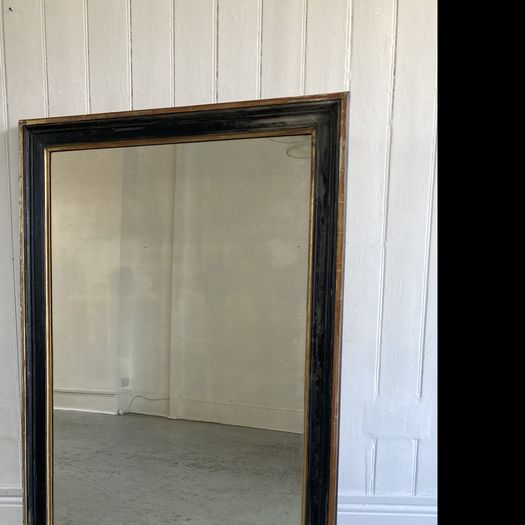 C19th Black and Gilt Mirror