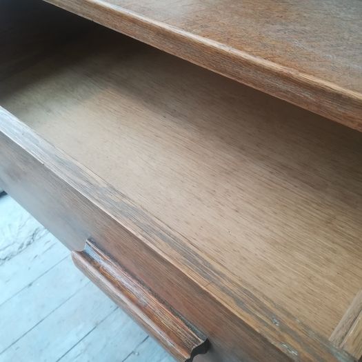 1930s Heals type chest
