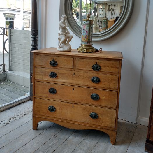 Georgian solid oak chest