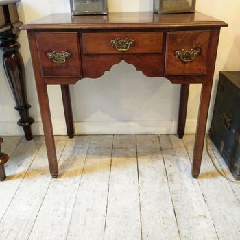 C18th Georgian lowboy