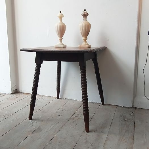 Late C19th solid oak Aesthetic Movement table
