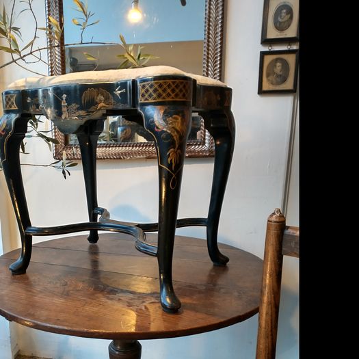 Chinoiserie antique stool