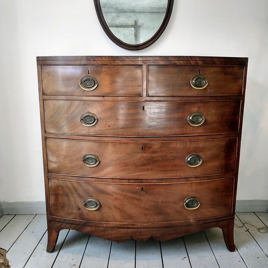 Regency bow chest drawers