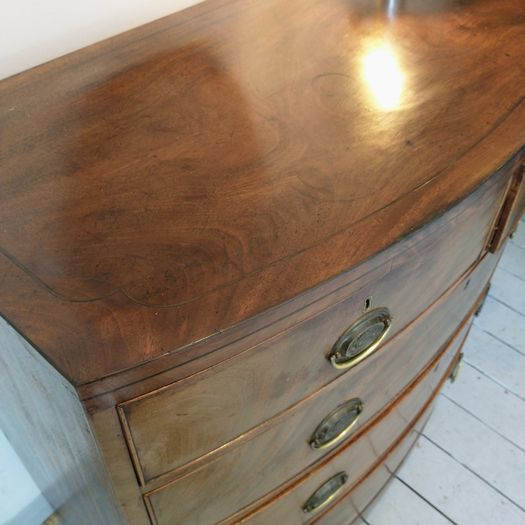 Regency bow chest drawers