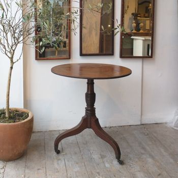 Regency mahogany lamp table