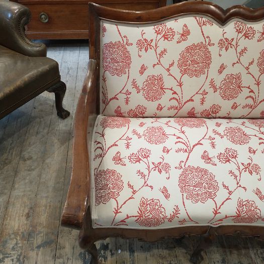Late C18TH walnut Italian settee