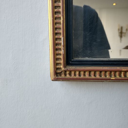 Georgian giltwood mirror
