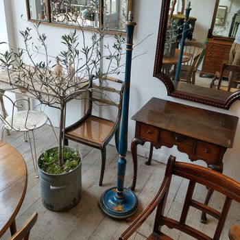 Early C20th blue chinoiserie lamp
