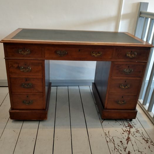 Mid C19th pedestal desk