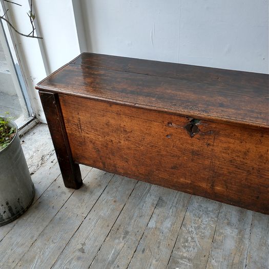 C17TH oak n elm sword chest