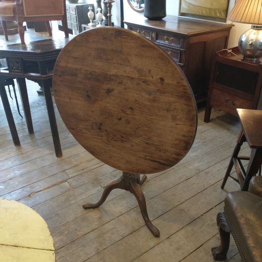 C18th Georgian oak wine table