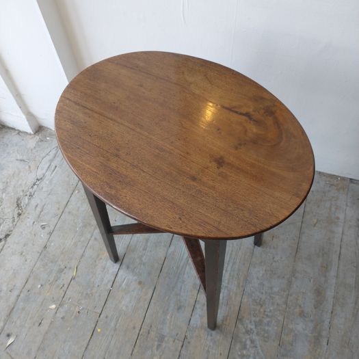Georgian mahogany table