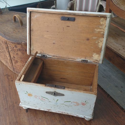 Swedish C19th painted pine chest