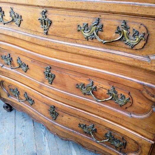 French serpentine C18TH walnut Louise xvi commode