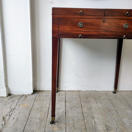 George III gentleman's dressing table