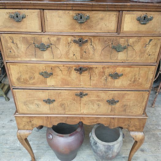 George II mid C18th burr walnut chest on stand