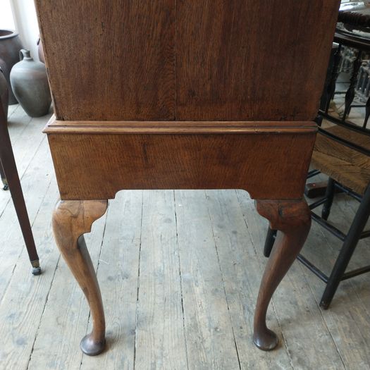 George II mid C18th burr walnut chest on stand