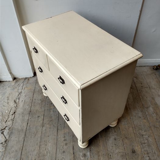 Georgian painted pine chest drawers