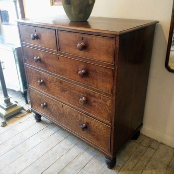 Georgian oak chest