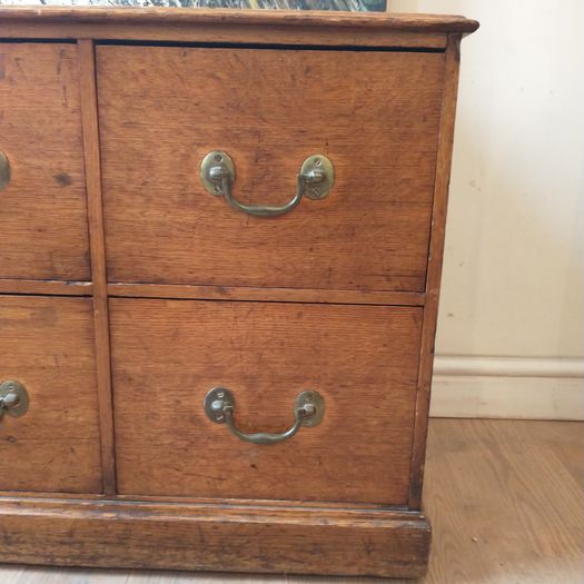 Antique shop fitting chest of drawers