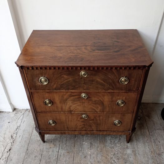 C18th chest drawers