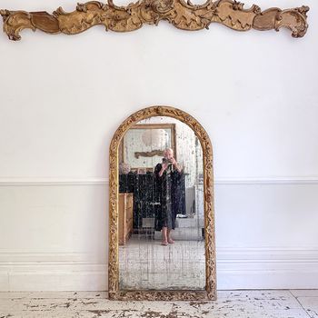 An 18th Italian Carved Giltwood Mirror