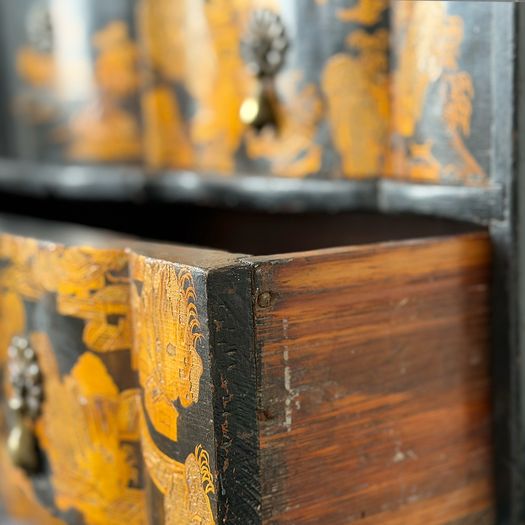 An 18th C Dutch Japanned Chinoiserie Chest