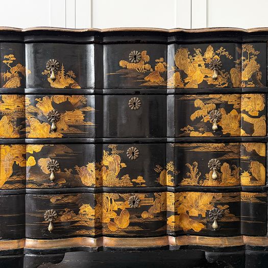 An 18th C Dutch Japanned Chinoiserie Chest