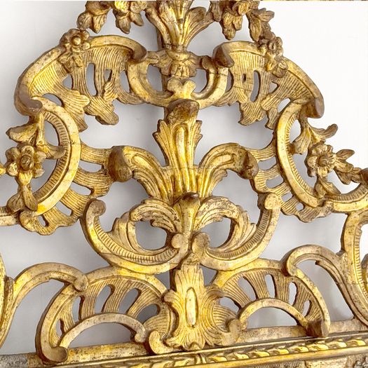 An 18th C Italian Piedmont Carved Giltwood Mirror