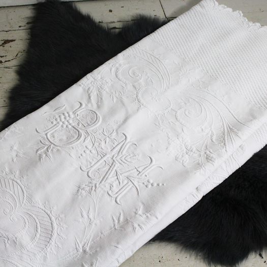 A White 19th C Piqué Bed Cover with Large Monogram 'BM' & Scalloped Edging