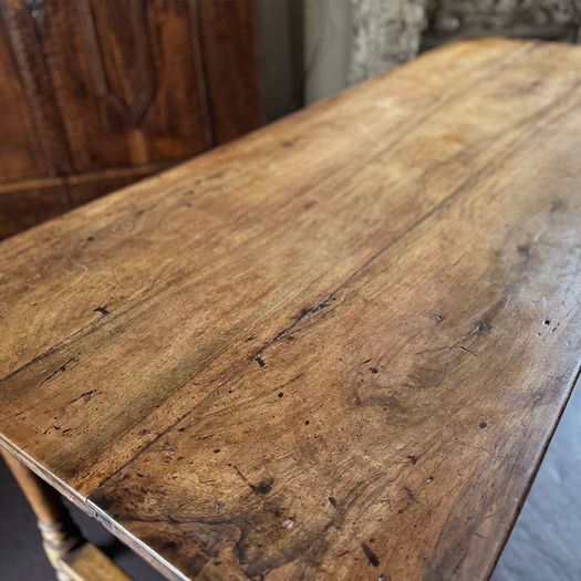 A Late 18th C/Early 19th C Walnut Dining Table of Beautiful Colour with Secret Drawer
