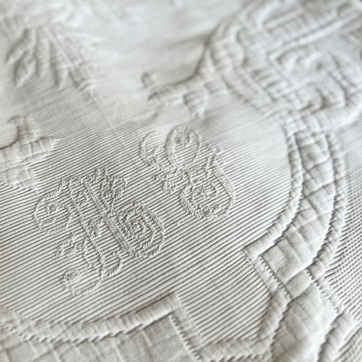 A Kingsize Antique French White Piqué Bedcover