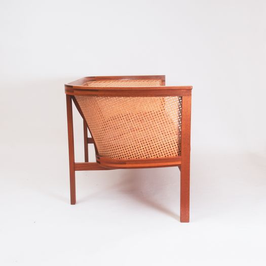 Sofa mod 7702 by Rud Thygesen & Johnny Sørensen