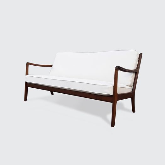 Sofa designed by Ole Wanscher for France & Daverkosen