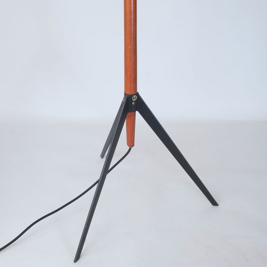 Floor lamp with black metal tripod base