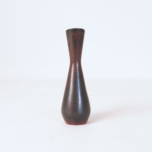 Black 'SVQ' jug by Carl-Harry Stålhane