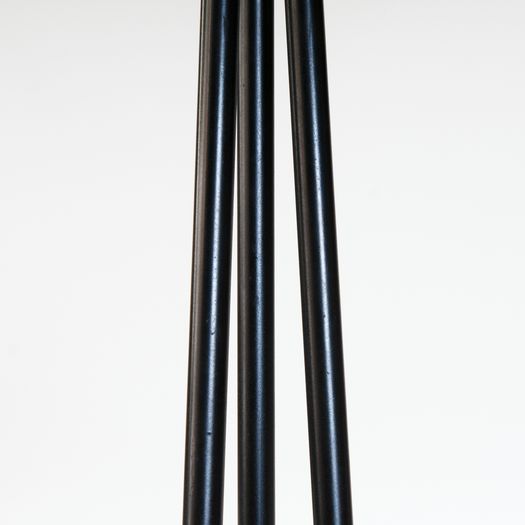 Floor lamp with 3 arms and round base