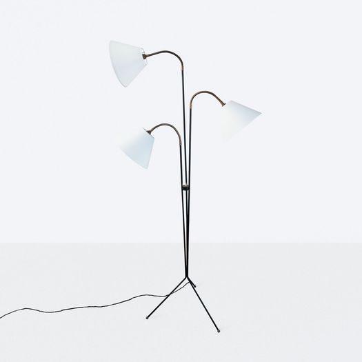Floor lamp with three adjustable arms and tripod base