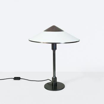 'Kongelys' table lamp made by Fog & Mørup