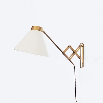 Concertina wall lamp with adjustable head