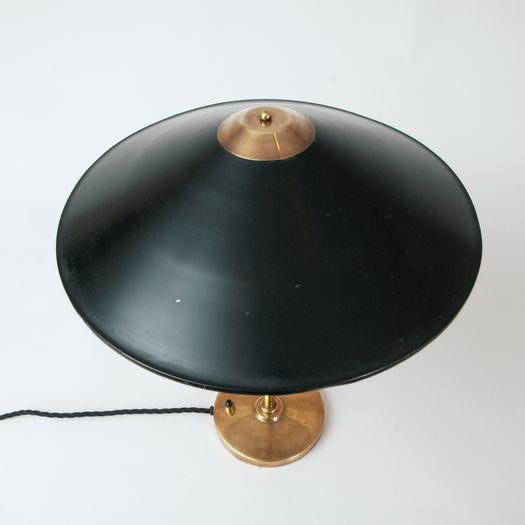 Table lamp with conical shade