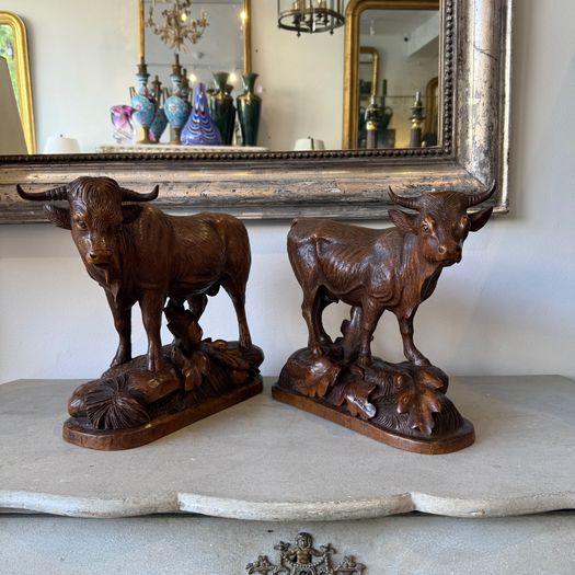 Large black forest pair - bull and cow