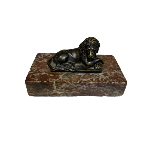 Bronze lion sculpture