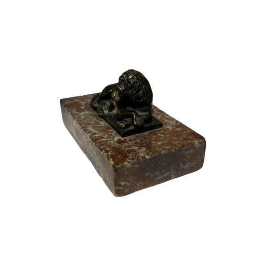 Bronze lion sculpture