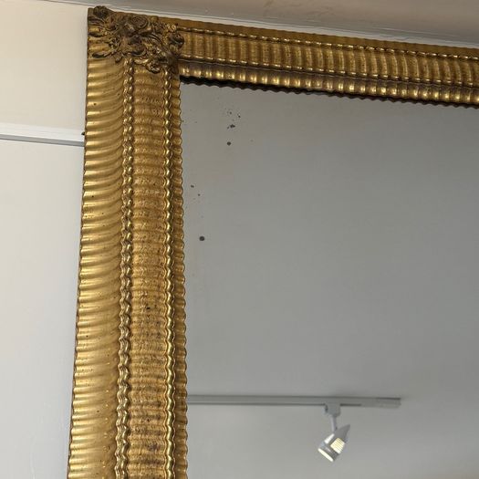 Large ripple frame mirror