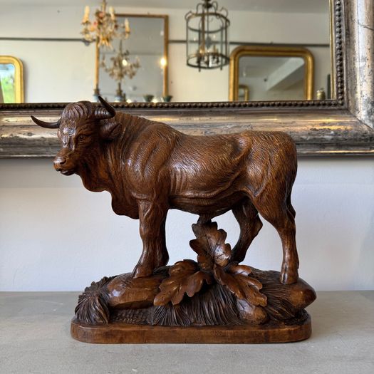 Large black forest pair - bull and cow