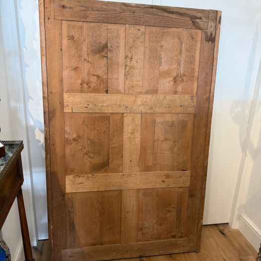 Large ripple frame mirror