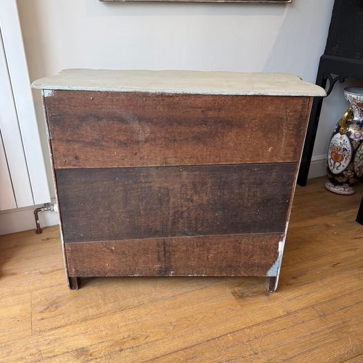 Dutch 18th century bombe chest