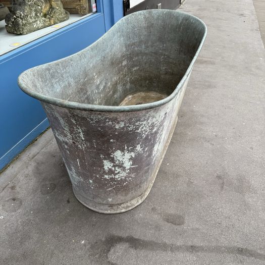 Double ended copper bath / planter