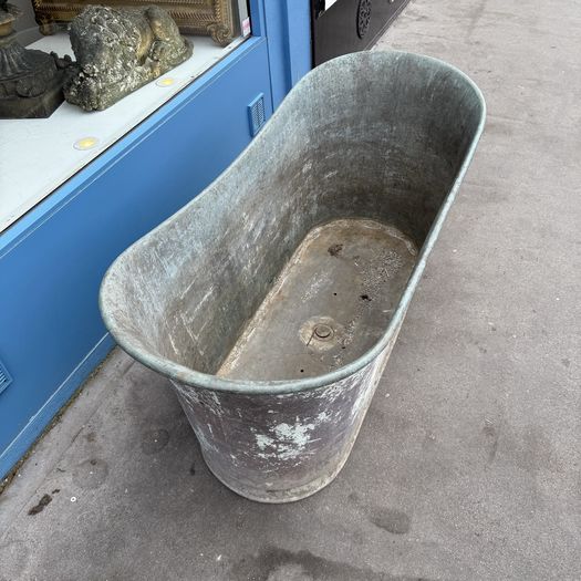 Double ended copper bath / planter
